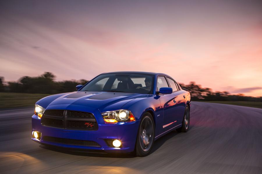  Dodge Charger Daytona 2013 года  (фото 18 из 30)